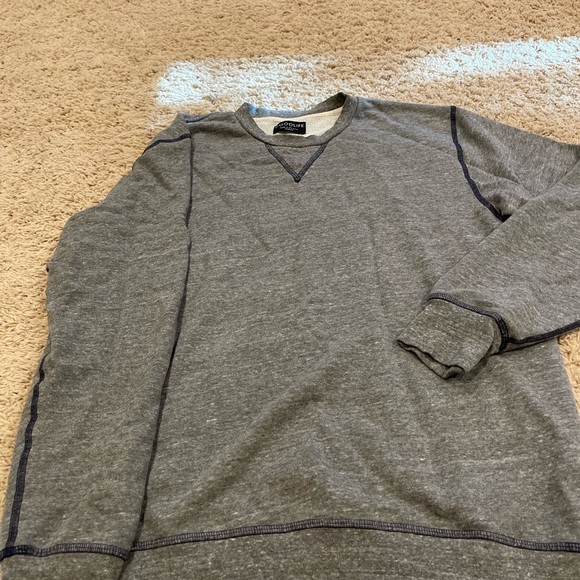 Very soft sweatshirt - Picture 2 of 4